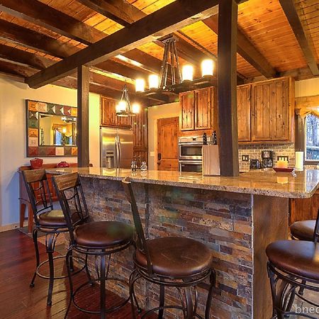 Bear Necessities, Luxury 5Bd Mtn Views, Hot Tub, Many Bear Sightings Villa Gatlinburg Kültér fotó